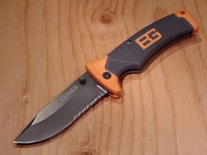 Bear Grylls : Folding Sheath Knife