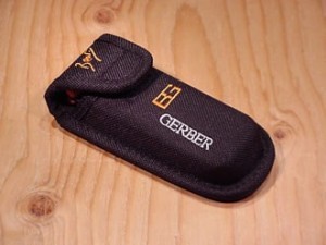 Bear Grylls : Folding Sheath Knife