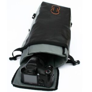 Aquapac 022 : Stormproof SLR Camera Pouch