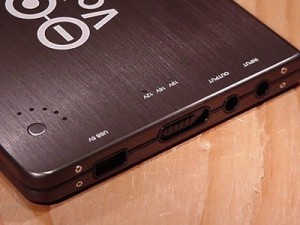 V60 Battery Pack output ports