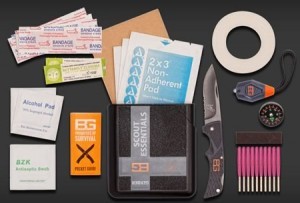 Bear Grylls : Scout Essentials Kit